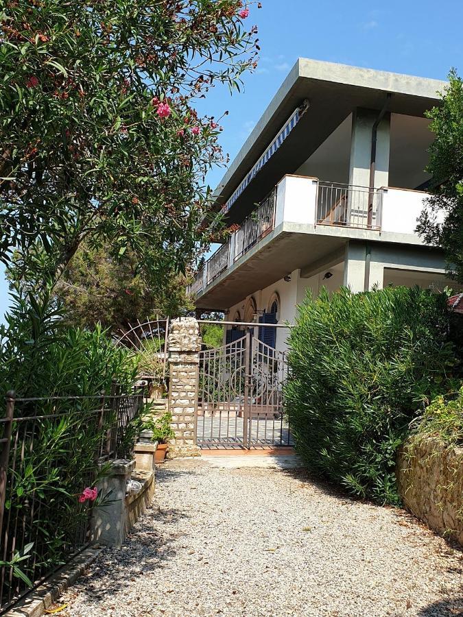 Appartamenti Villa Lina Nisporto 外观 照片